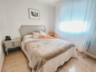 Flat in Avenida de la virgen del mar 25. Excelente piso reformado exterior con ascensor en ava. virgen de