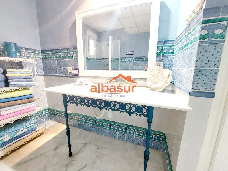 Foto b160d4d5-6782-4591-a2ea-d4a6d1a94139. Xalet amb calefacció aparcament piscina a Alcolea Córdoba