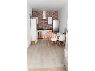 Apartament a Avenida Virgen de Fátima 23