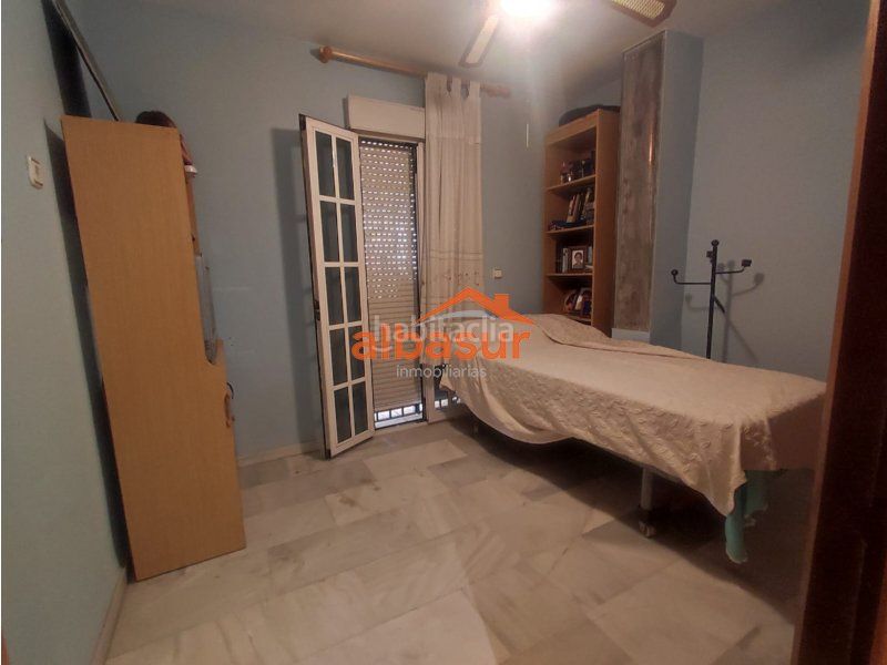 Foto bfdc9aaf-6177-410d-be6d-c8439e783f5f. Casa amb xemeneia calefacció a Campo de la Verdad - Miraflores Córdoba