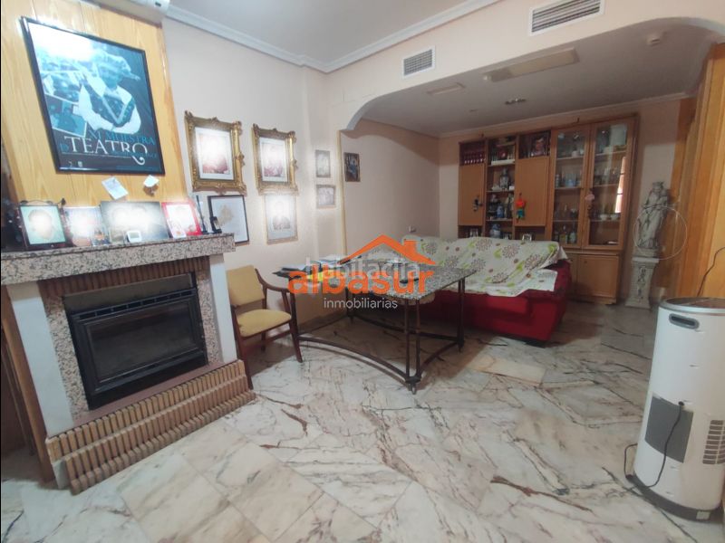 Foto f636127f-9d75-416f-85b9-cce57dd3b1b0. Casa amb xemeneia calefacció a Campo de la Verdad - Miraflores Córdoba