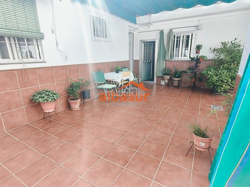 Foto ba7ee4cc-c9f0-4118-b0fd-0132b836273c. Casa a Campo de la Verdad - Miraflores Córdoba
