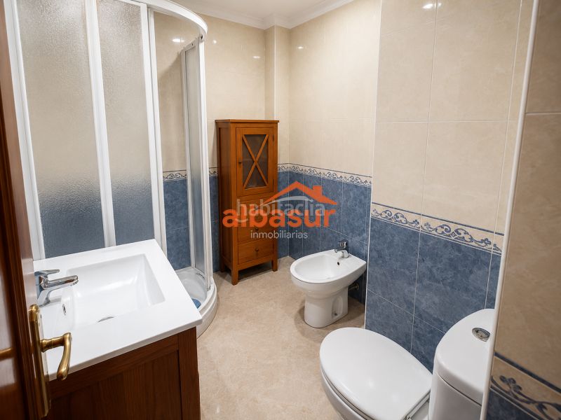 Foto deb638b6-f538-4e3f-ab3c-84b0dd900cb3. Pis amb calefacció aparcament a Centro Córdoba