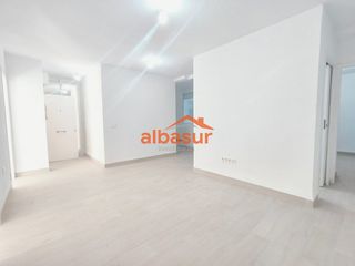 Pis a Calle sagunto 27. Excelente piso a estrenar de 4 habitaciones en sagunto