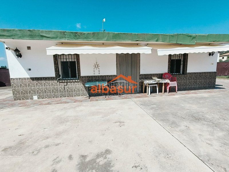 Foto 7296a256-4452-400e-a876-91e1a8794799. Haus in calle cuevas bajas 57 in Almodóvar del Río