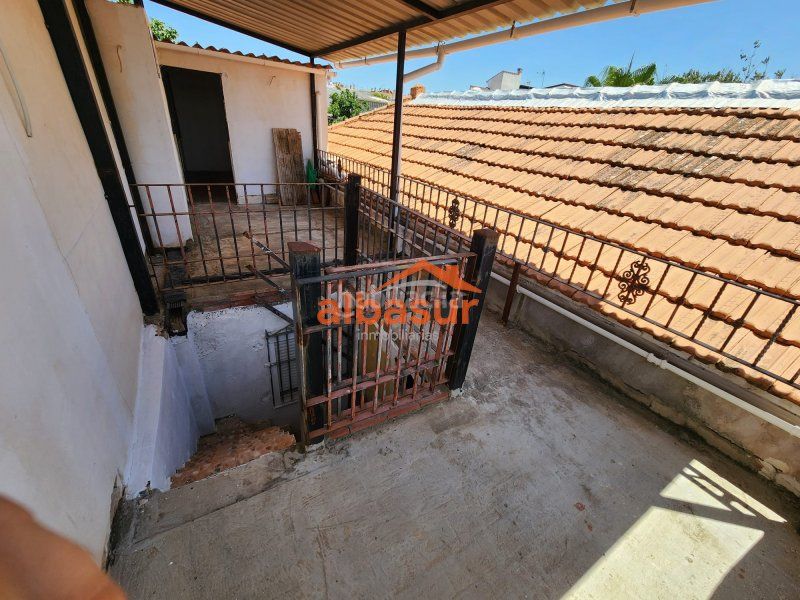 Foto 1177f838-79d3-4ea3-9ee5-3a5781dfc677. Casa a Campo de la Verdad - Miraflores Córdoba