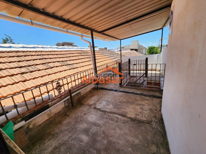 Foto f29a2701-fe18-4345-b422-f55adb086727. Casa a Campo de la Verdad - Miraflores Córdoba
