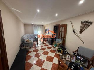 Pis a Sector Sur. Piso exterior reformado de 57 m² con ascensor
