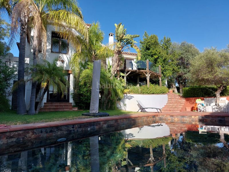 Foto 136aa323-4a9a-4403-a637-daedc8ca8318. Chalet en carretera santa maria de trassierra 2a excelente chalet de lujo seminuevo independiente con piscina cercano a hipercor en Córdoba