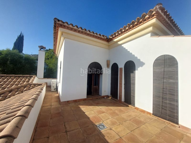Foto 47107019-7c86-442f-9c79-e96b426eccc4. Chalet en carretera santa maria de trassierra 2a excelente chalet de lujo seminuevo independiente con piscina cercano a hipercor en Córdoba