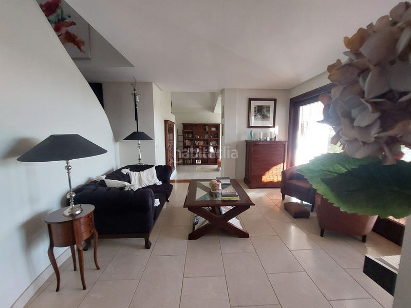 Foto 754afcb7-d84a-416d-8d84-ce83a6b855d7. Chalet en carretera santa maria de trassierra 2a excelente chalet de lujo seminuevo independiente con piscina cercano a hipercor en Córdoba