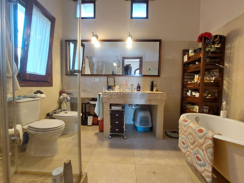 Foto b7efd89c-d9fa-4c76-aca0-1008897a1442. Chalet en carretera santa maria de trassierra 2a excelente chalet de lujo seminuevo independiente con piscina cercano a hipercor en Córdoba