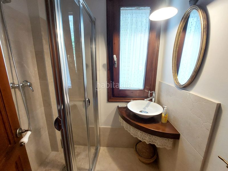 Foto e270b993-252f-45f5-8582-c904d6491bdc. Chalet en carretera santa maria de trassierra 2a excelente chalet de lujo seminuevo independiente con piscina cercano a hipercor en Córdoba