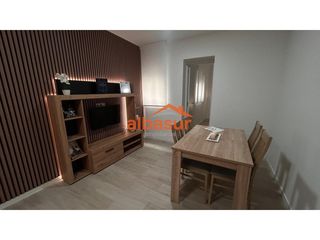 Location Appartement à Calle josé maría valdenebro 11. Piso en alquiler cerca de gran vía parque