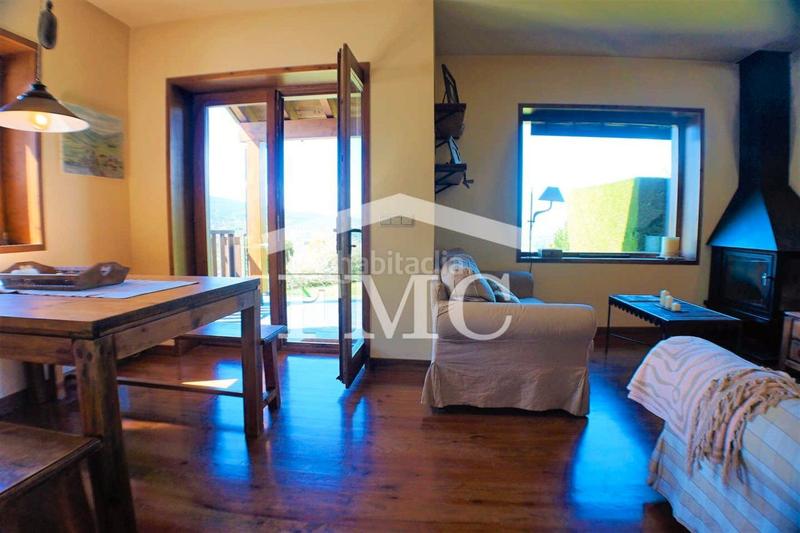 Foto 89bb3cbb-6284-47e8-bf94-98253c7d2a38. Alquiler casa  cantonera amb jardí en Osseja