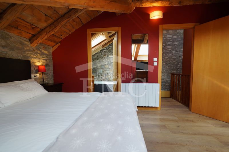 Foto 2cdf8ea8-6b18-4e08-aa53-61212a63a740. Casa adossada a rue du belloch 12 a Bourg-Madame