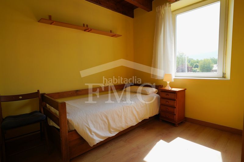 Foto 49a848d0-e03e-4c8c-8bd2-3859389b7d56. Casa adossada a rue du belloch 12 a Bourg-Madame