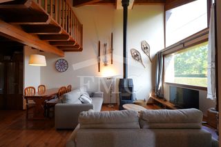 Maison  Route d'estavar 10. Casa cantonera amb jardí privat