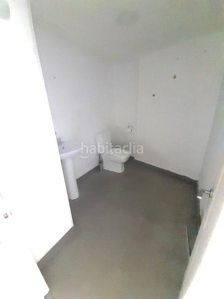 Foto b7739a64-1353-4f83-ba01-f14a34d1e1e2. Alquiler local comercial en alameda sundheim 6 excelente local comercial en avenida principal centrico en Huelva