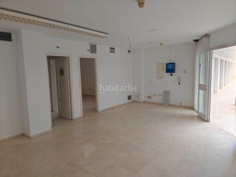 Foto d994cc77-a46c-4061-ab81-096fb56d1bf6. Lloguer oficina a calle alcalde mora claros 1 a Centro Huelva