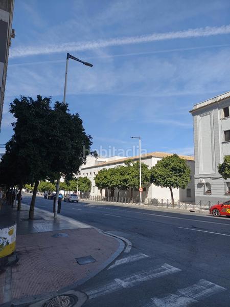 Foto f2d46c13-6349-48ed-9dd5-e43495e0c8d1. Local commercial dans calle aviador ramón franco 7 dans Huelva