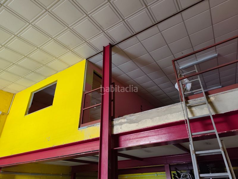 Foto f3859edb-1ef1-44dc-91c2-7c08201aa67a. Fabrikhalle in plaza polirrosa 123a in Nuevo Parque - Los Rosales - Tráfico Pesado Huelva