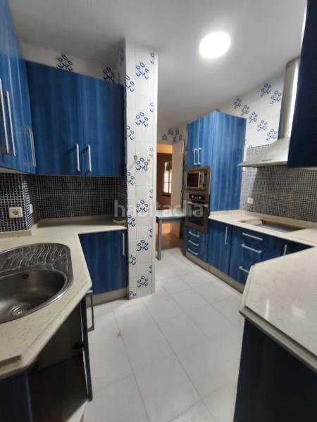 Foto 8ad3491c-ea62-4c5a-ba7d-fce59546ef28. Piso en calle gobernador alonso 1 piso centrico amplio en Huelva