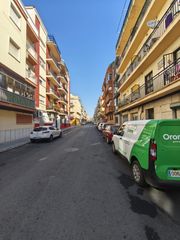 Pis  Calle nicolás orta. El mejor piso en isla chica tres habitaciones