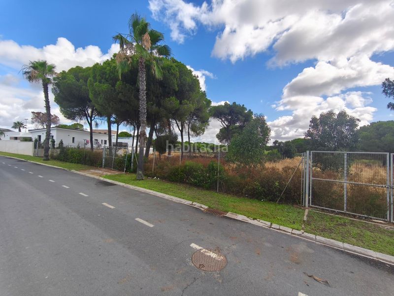 Foto 65bdd884-0ee9-4250-a6d2-3b2e03eade38. Terreny residencial a avenida montes de toledo 70 a Aljaraque