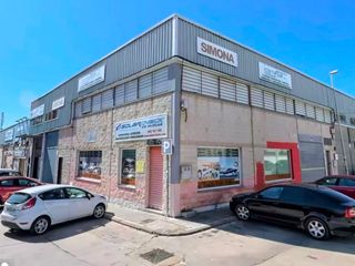 Local Comercial a Polirrosa Poligono Industrial Polirrosa 35