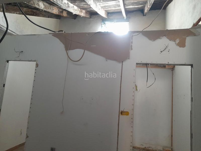 Foto 2fe46a5d-dbae-4768-ac7c-b37cfdfbce88. Local comercial en La Roqueta Valencia