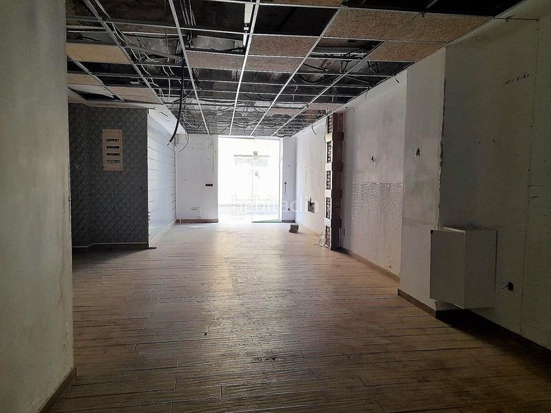 Foto a25db9b6-0510-4684-9eb9-4bee14da0abd. Local comercial en La Roqueta Valencia