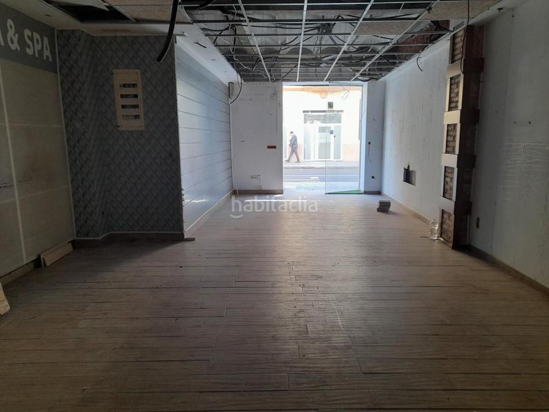 Foto ea6df1c5-42fa-43b0-950b-437bbe7ef40f. Local comercial en La Roqueta Valencia