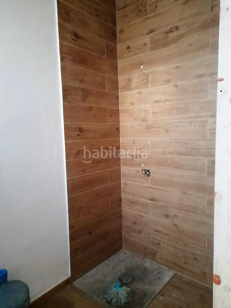 Foto d8e55302-30a7-4a54-b384-866dd45728a7. Locale commerciale in La Roqueta Valencia