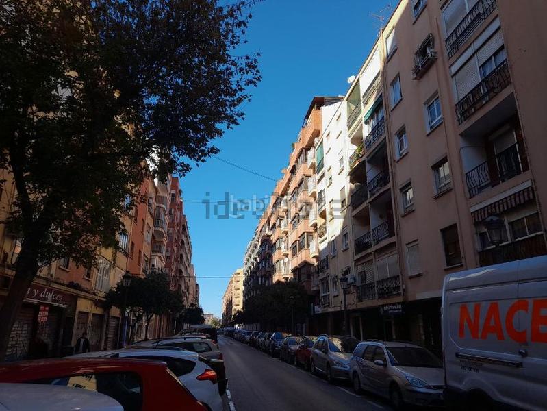 Foto e25d1a32-b863-4e6a-9e76-0e7b2f49896d. Locale commerciale in Nou Moles Valencia