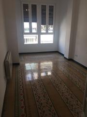 Etagenwohnung in Carrer de Salamanca