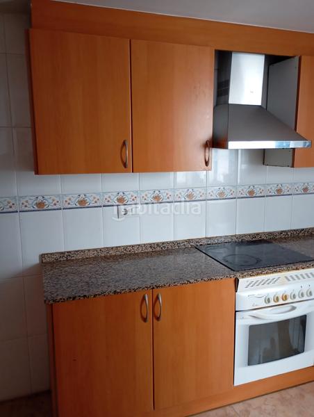 Foto 3040f5e6-dedd-432f-9710-3075b475e53a. Pis amb aparcament a Corea Gandia