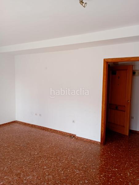 Foto b87ad2e2-4c64-416a-b56d-650388a49e86. Pis amb aparcament a Corea Gandia