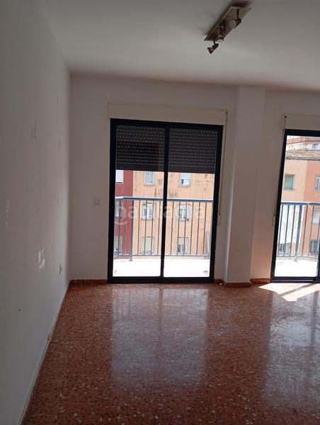 Foto df7c5e4c-be73-4a8b-96af-4cc15d0a01dd. Pis amb aparcament a Corea Gandia