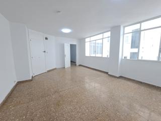 Location Bureau  Carrer de les garrigues