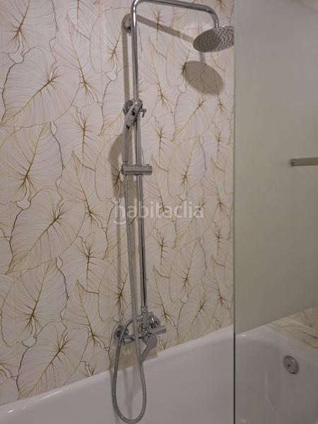 Foto d05ef926-53da-4d60-a804-a5e23ceefbef. Alquiler piso en La Petxina Valencia