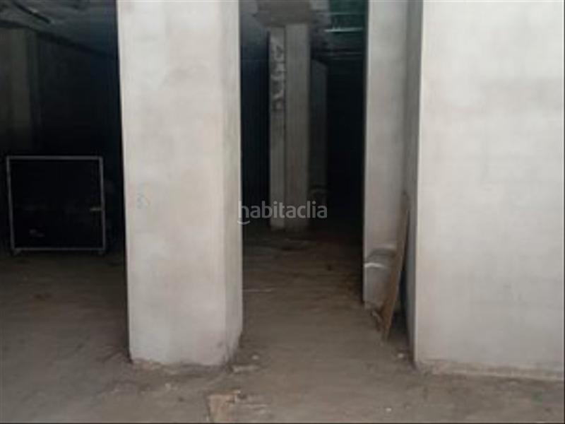 Foto 7ccf042e-d240-405c-b2b5-f69ea32d843a. Local comercial a Zona Avenida al Vedat Torrent