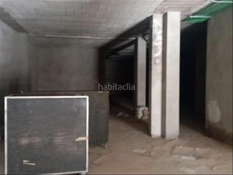 Foto aa5d7e6d-dfea-4f3b-bcda-2ae51b9c9b70. Local comercial a Zona Avenida al Vedat Torrent