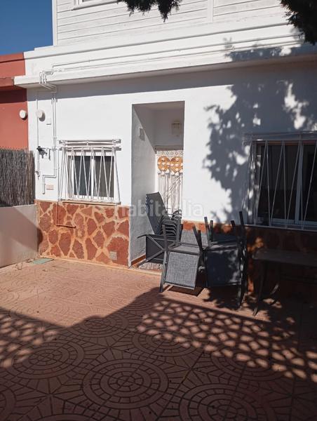 Foto 1e91533d-ea8d-4fde-826f-974067eda309. Lloguer casa amb piscina a Zona Avenida Alta - Auditorio Torrent