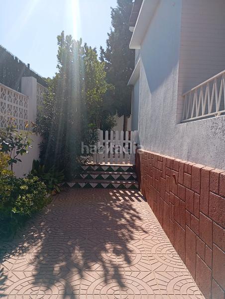 Foto 5a8f1893-6552-438d-a5a0-10f0d63919ef. Lloguer casa amb piscina a Zona Avenida Alta - Auditorio Torrent