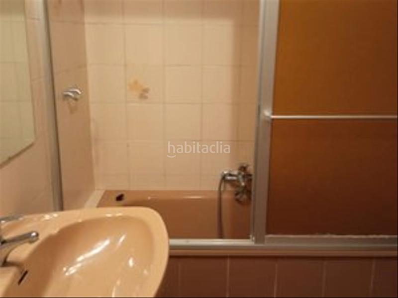 Foto cef69124-f4cc-47f2-8cd2-a513e65b593a. Piso en Russafa Valencia