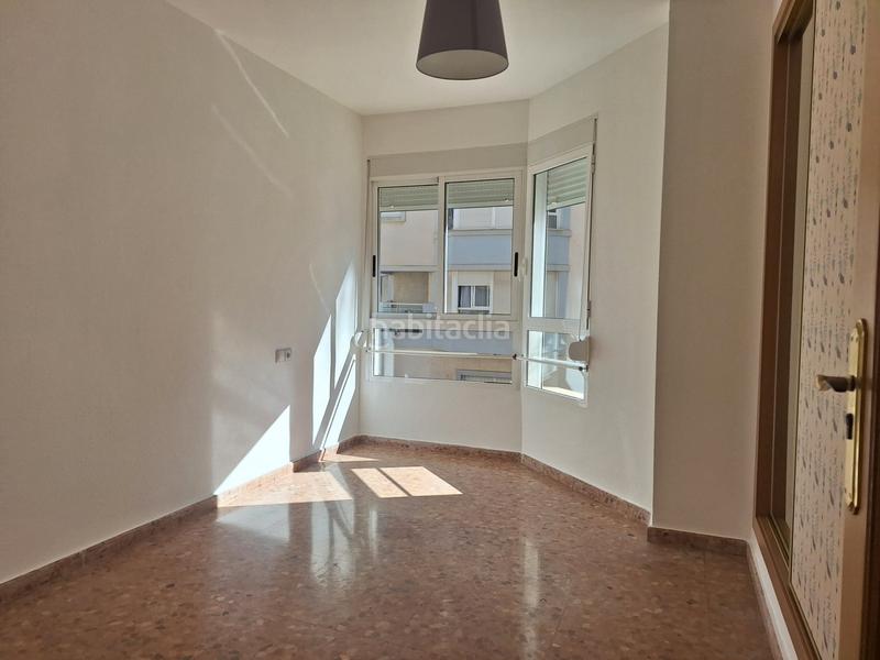Foto 8cb1f5d3-6acc-4447-99e8-cfd3d5632587. Miete appartement in Bonrepòs i Mirambell