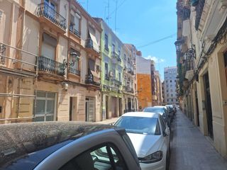 Lloguer Local Comercial  Carrer del pintor vila prades