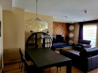 Flat  Avenida  battle pere molas. Se vende piso de lujo de dos habitaciones y dos baos en plaza e