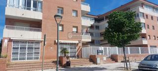 Local Comercial  Calle artur martorell. Se vende bar de 90 metros2, semi equipado